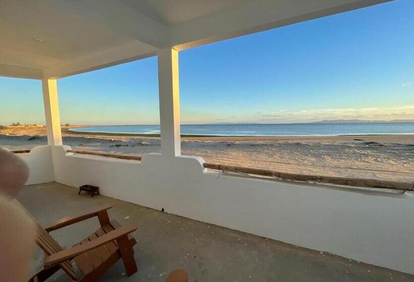 호텔 Whale Tours And Sport Fishing Vista Mag Bay