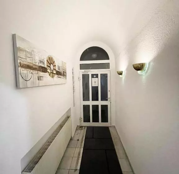 Hotelli Ulm Zentrum   Komplettes Zimmer, Hochbett, Android Tv & Eigenem Bad   Perfekt Für Familien & Gruppen