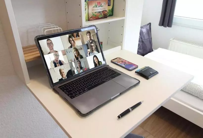 Hotelli Ulm Zentrum   Komplettes Zimmer, Hochbett, Android Tv & Eigenem Bad   Perfekt Für Familien & Gruppen