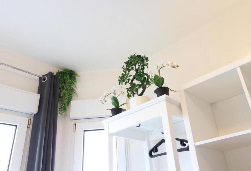 فندق Ulm Zentrum Komplettes Zimmer, Hochbett, Android Tv & Eigenem Bad Perfekt Für Familien & Gruppen