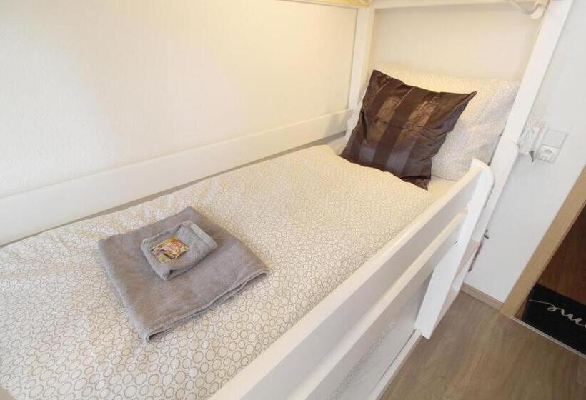 فندق Ulm Zentrum Komplettes Zimmer, Hochbett, Android Tv & Eigenem Bad Perfekt Für Familien & Gruppen