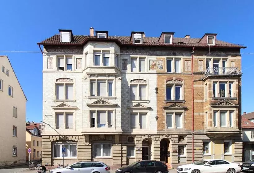 Hotelli Ulm Zentrum   Komplettes Zimmer, Hochbett, Android Tv & Eigenem Bad   Perfekt Für Familien & Gruppen