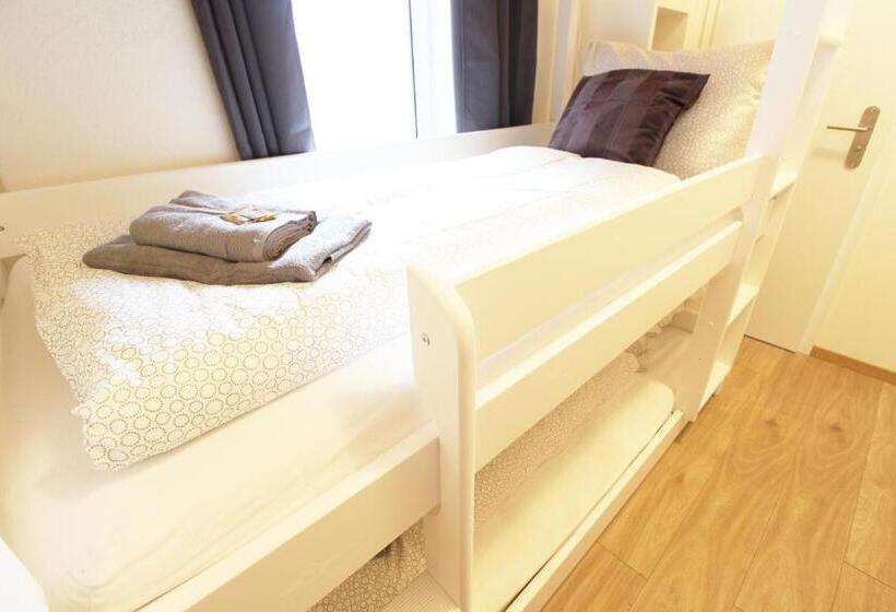 فندق Ulm Zentrum Komplettes Zimmer, Hochbett, Android Tv & Eigenem Bad Perfekt Für Familien & Gruppen