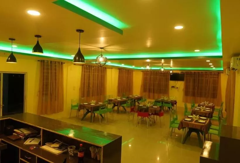 ホテル Vesta Wood Orchid Resort