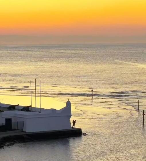 پانسیون Casa Em Bertioga, Bate E Volta 10min Da Praia