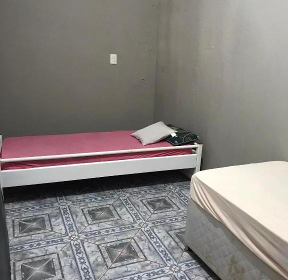 پانسیون Casa Em Bertioga, Bate E Volta 10min Da Praia