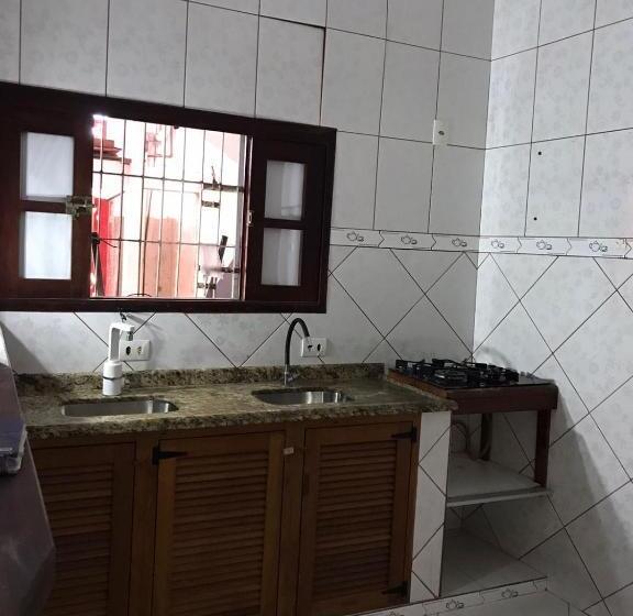 پانسیون Casa Em Bertioga, Bate E Volta 10min Da Praia