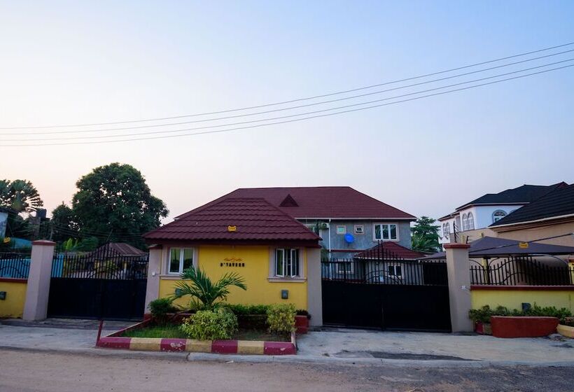 پانسیون D Tavern Apartment