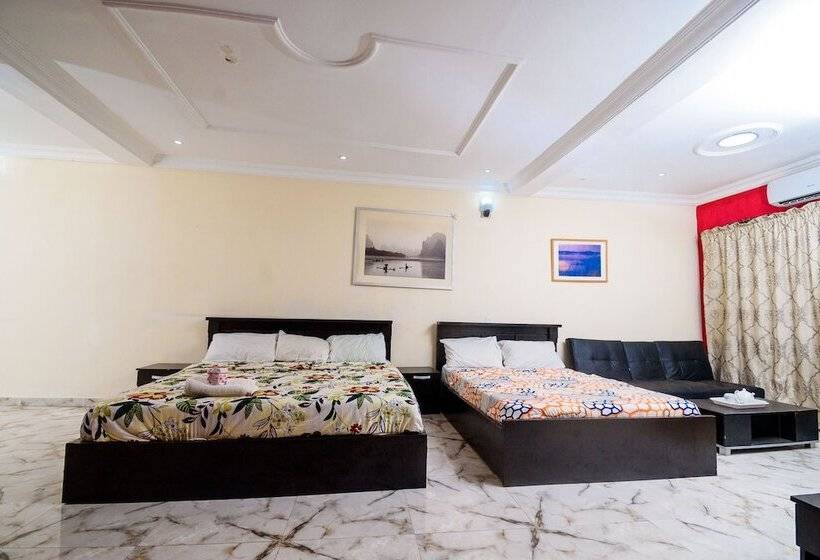 پانسیون D Tavern Apartment