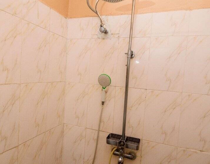 پانسیون D Tavern Apartment