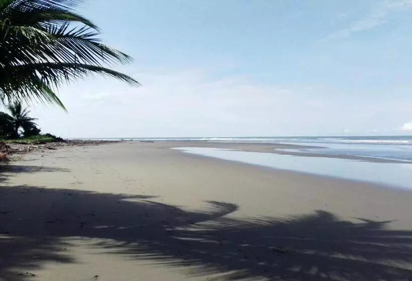 ペンション Hostal Atrapasueños Playa La Barra