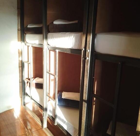 ペンション Posada Chambranas