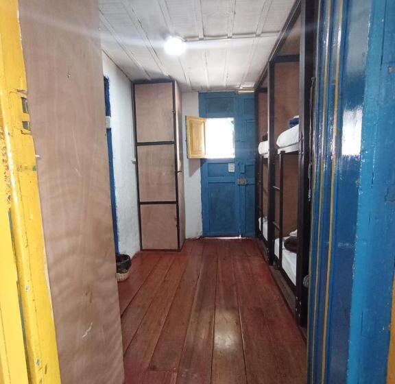 ペンション Posada Chambranas