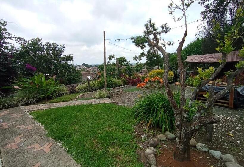 ペンション Posada Chambranas