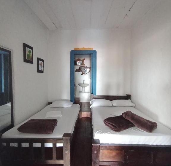 ペンション Posada Chambranas