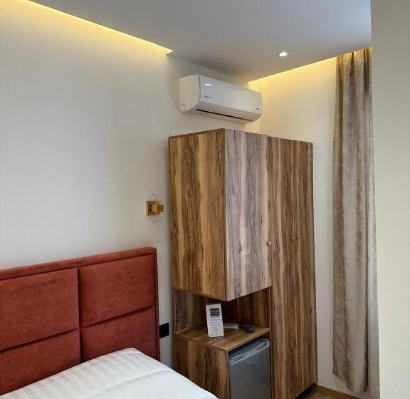 پانسیون Villa Mefaja