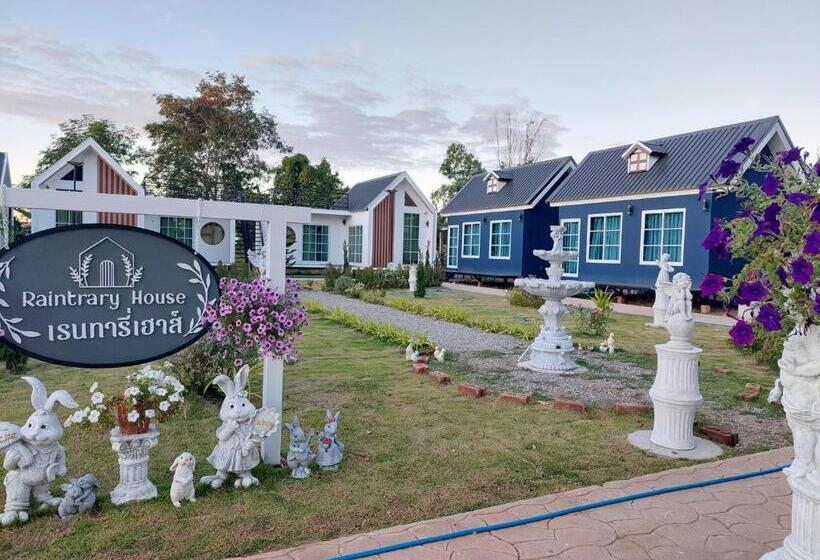 استراحتگاه Raintrary House