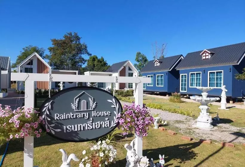 Lomakeskus Raintrary House