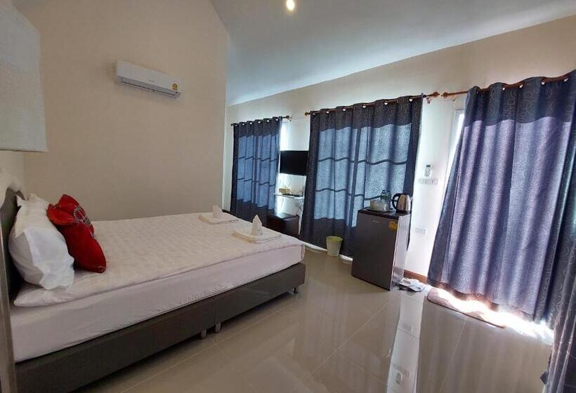 استراحتگاه Raintrary House