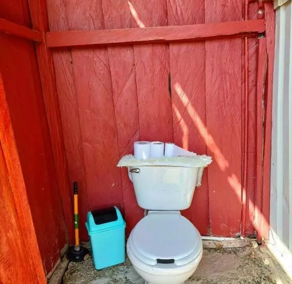 Aamiaismajoitus (B&B) Rustico Arenal Glamping & Rooms