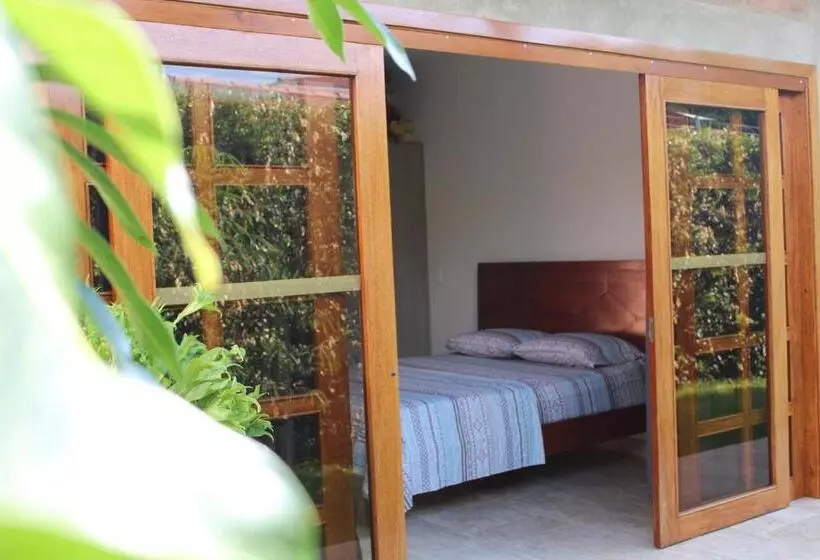 Aamiaismajoitus (B&B) Finca Hotel Casa Lupe En Santa Elena
