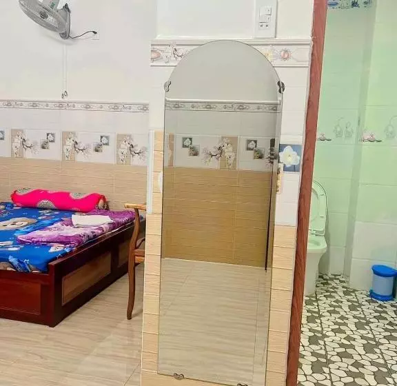 تختخواب و صبحانه Nhà Nghỉ Phương Nam