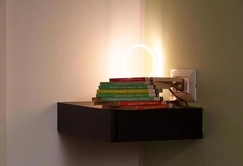 Fly Bed And Breakfast