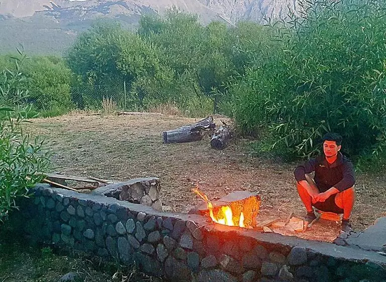 Hostel,dormis Y Camping Costa Bolsón