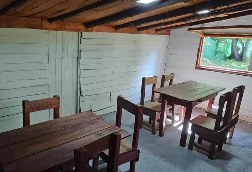 Hostel,dormis Y Camping Costa Bolsón