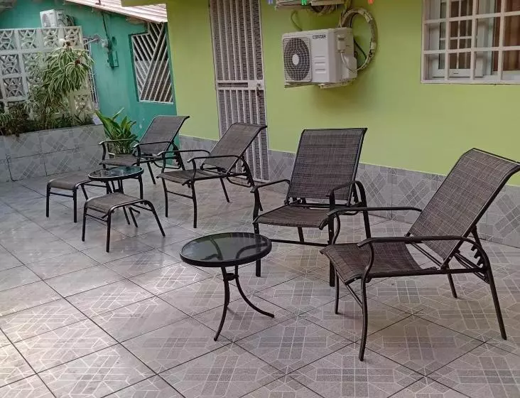 ホテル Belo Bay Apartment