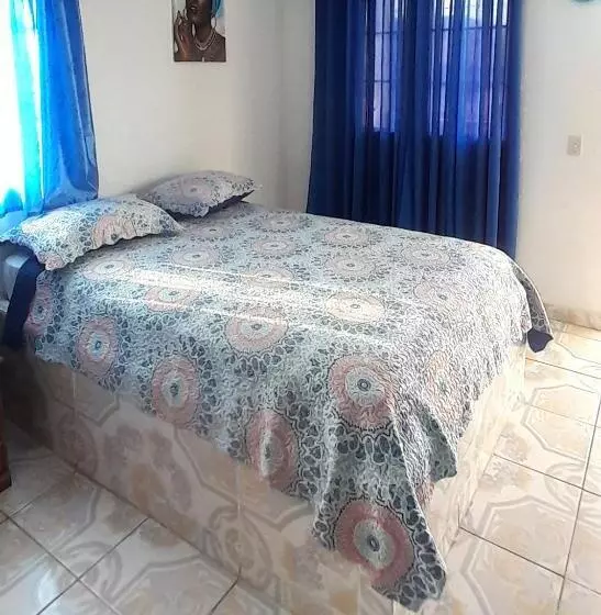 ホテル Belo Bay Apartment