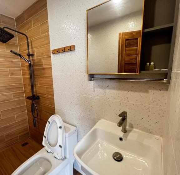 Hotel De Ocean Land เดอโอเชี่ยนแลนด์ เกาะล้าน