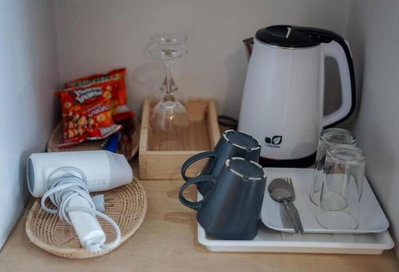 Hotel De Ocean Land เดอโอเชี่ยนแลนด์ เกาะล้าน