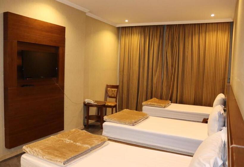 호텔 Diuof Almaqam