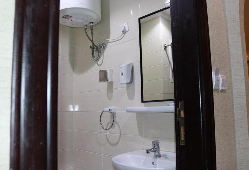 호텔 Diuof Almaqam