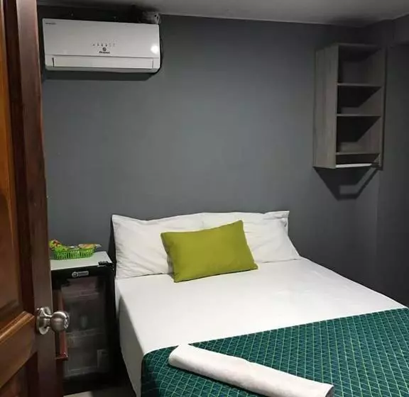 Hôtel Emalú M&c