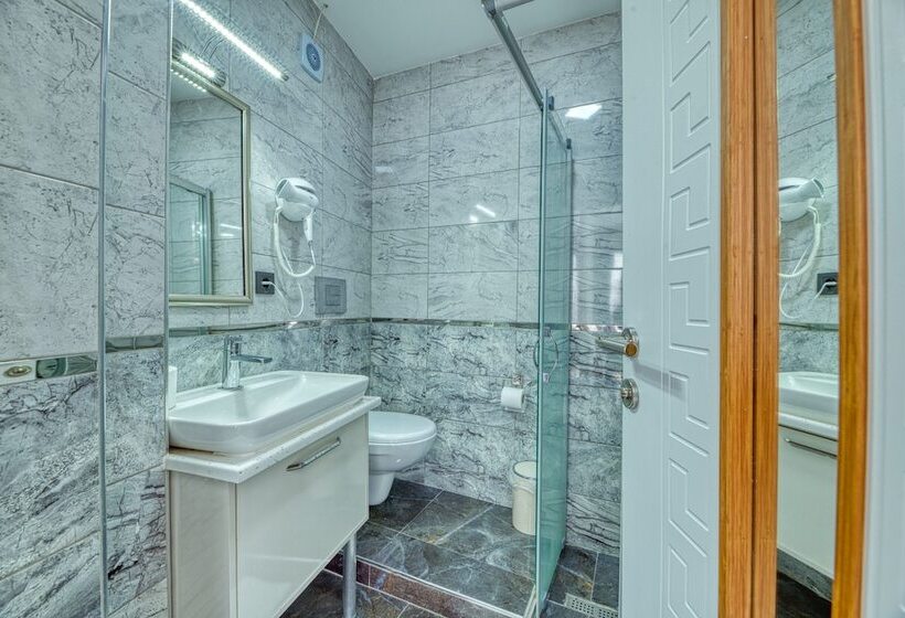 هتل Galatagreenapple