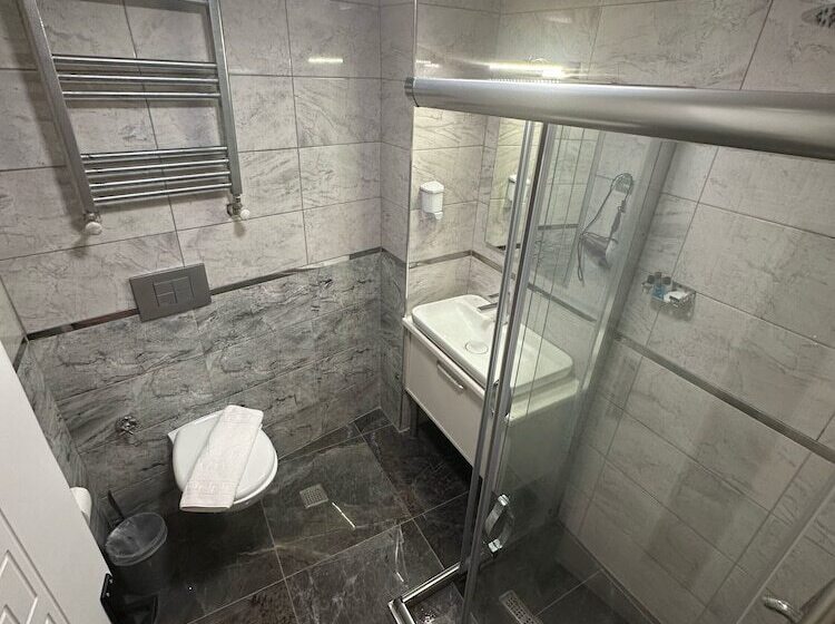 هتل Galatagreenapple