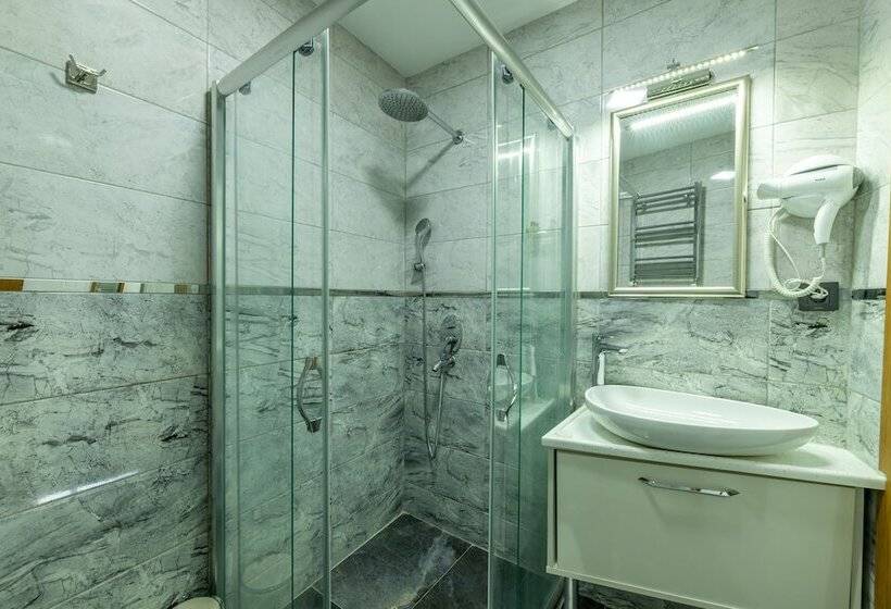 هتل Galatagreenapple