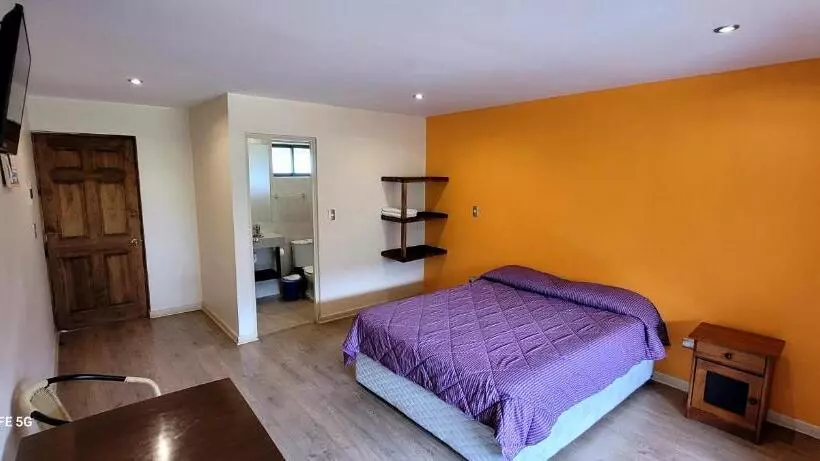 Hotelli Habitaciones Tahiken