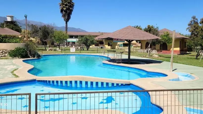 Hotelli Habitaciones Tahiken