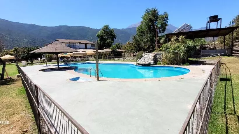 Hotelli Habitaciones Tahiken