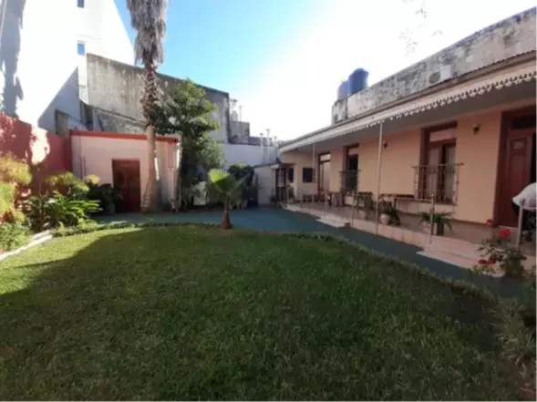 ホテル Lourd Mary