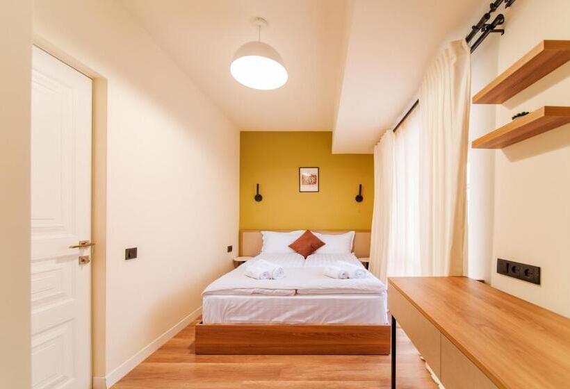 בית מלון כפרי Motives Inn Dilijan