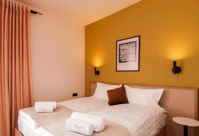 ホテル Motives Inn Dilijan