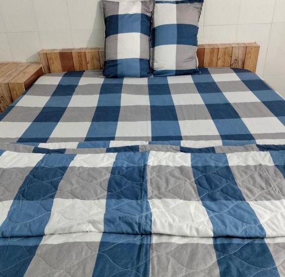 Hôtel Nhà Nghỉ út Tí