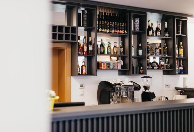 酒店 Villa Bellini Borszék