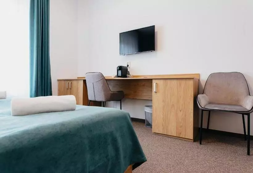 ホテル Villa Bellini Borszék