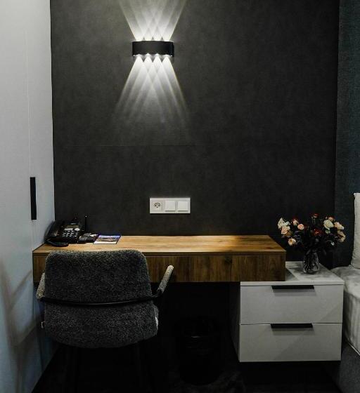 London Hotel Yerevan