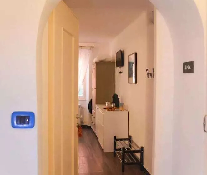 Majatalo Demivie Guesthouse